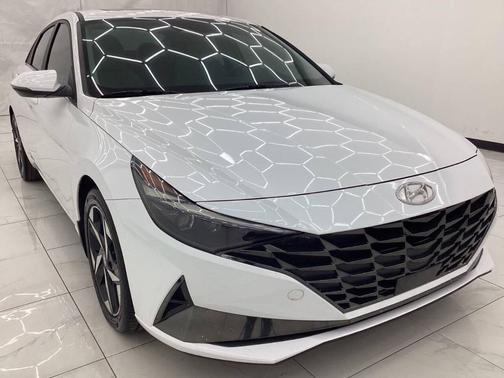 2022 Hyundai ELANTRA HEV Limited