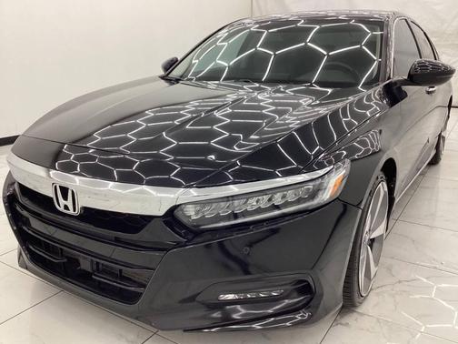 2019 Honda Accord Touring 2.0T