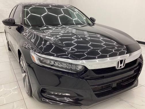 2019 Honda Accord Touring 2.0T