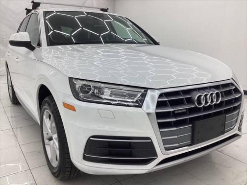 2019 Audi Q5 45 Premium
