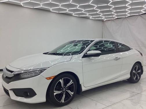 2017 Honda Civic Touring