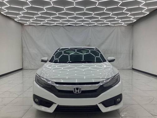 2017 Honda Civic Touring
