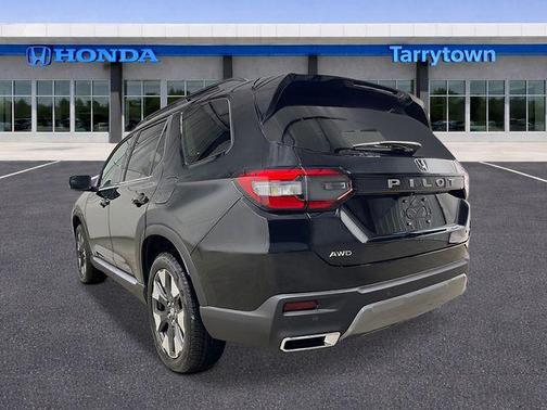 Smoke Blue Pearl 2026 Honda Pilot Touring 8-Passenger