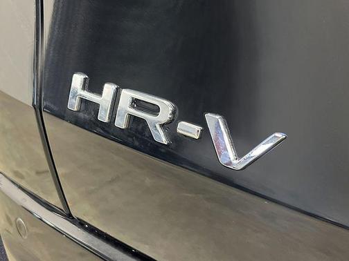 Deep Ocean Pearl 2027 Honda HR-V EX-L