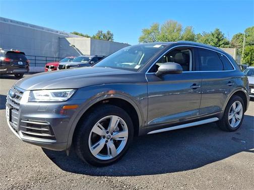 2019 Audi Q5 2.0T Premium Plus