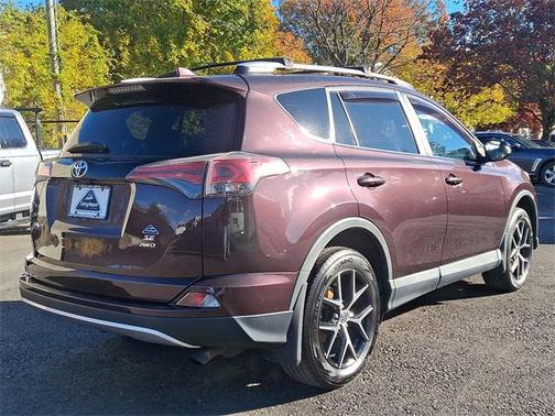 2016 Toyota RAV4 SE