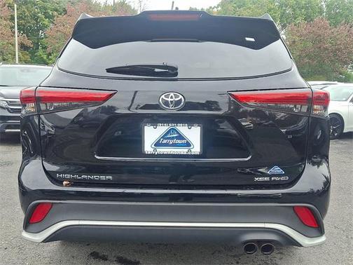 2022 Toyota Highlander XSE