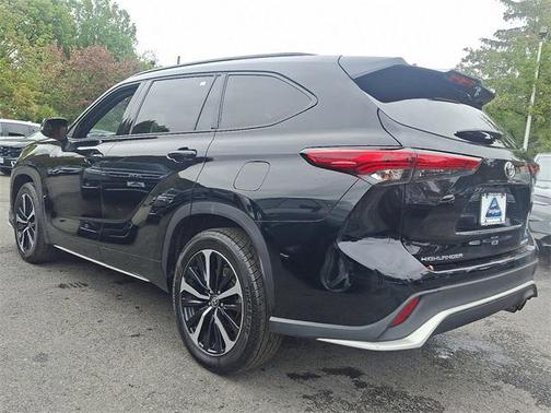 2022 Toyota Highlander XSE