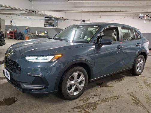 Nordic Forest Pearl 2023 Honda HR-V LX