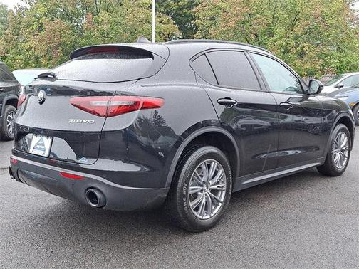 2023 Alfa Romeo Stelvio Sprint AWD