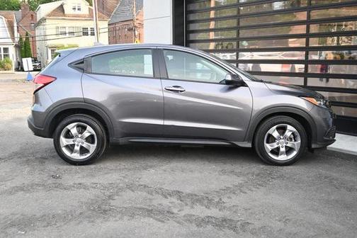 2022 Honda HR-V LX