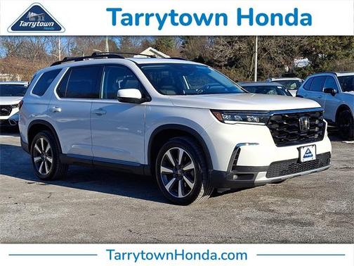 2024 Honda Pilot Touring 8-Passenger