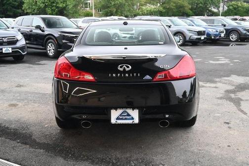 2009 INFINITI G37x Base