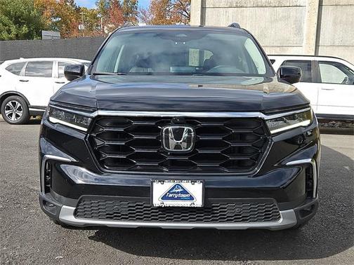 2023 Honda Pilot AWD Elite