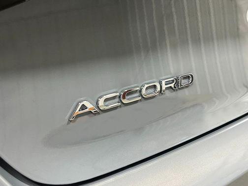 Urban Gray Pearl 2026 Honda Accord SE