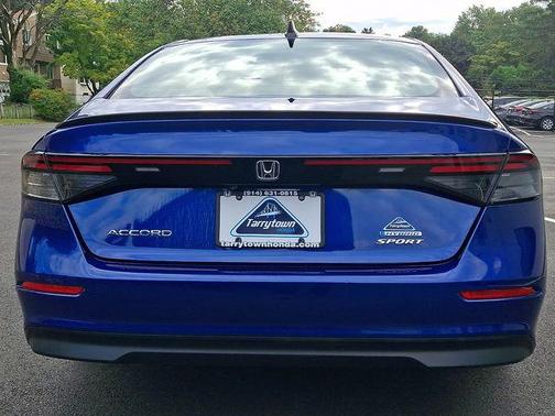 Still Night Pearl 2024 Honda Accord Hybrid Sport