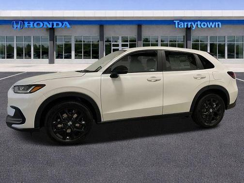 Platinum White Pearl 2025 Honda HR-V AWD Sport