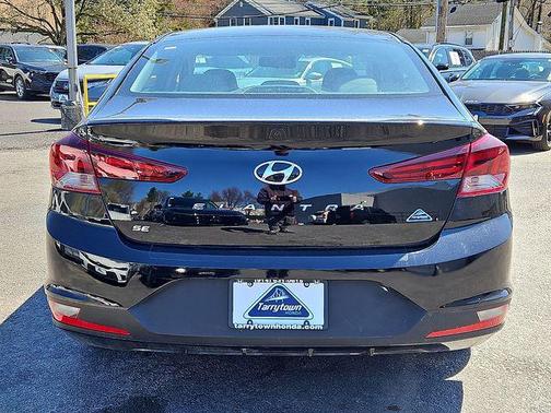 2020 Hyundai ELANTRA SE