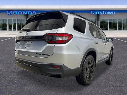 Silver 2026 Honda Pilot Black Edition