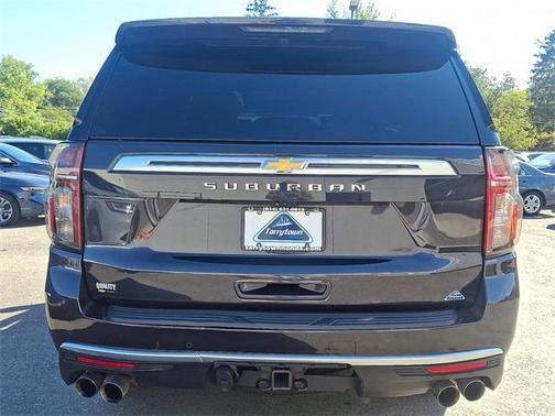 2023 Chevrolet Suburban 4WD High Country
