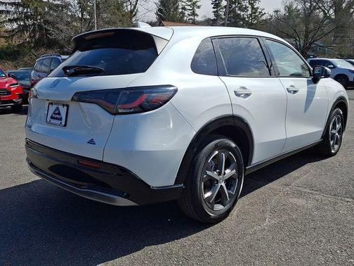 Platinum White Pearl 2024 Honda HR-V EX-L