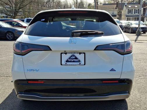 Platinum White Pearl 2024 Honda HR-V EX-L