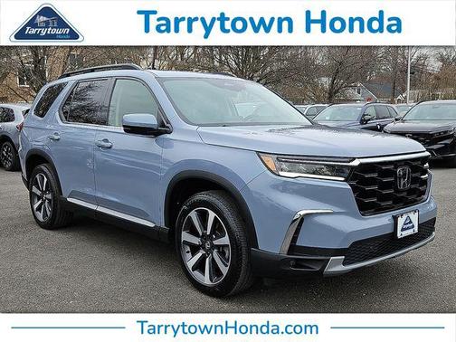 2023 Honda Pilot Touring 8-Passenger