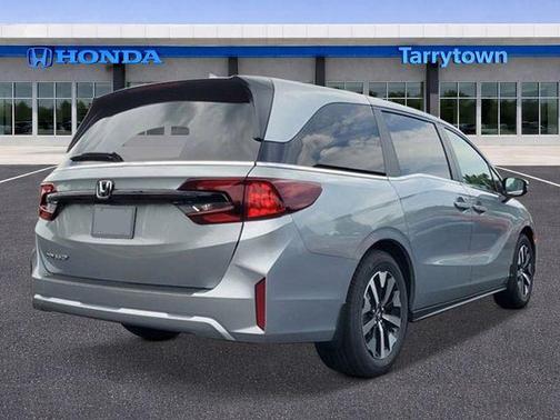 Solar Silver Metallic 2026 Honda Odyssey EX-L