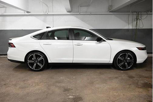 2024 Honda Accord Hybrid Base