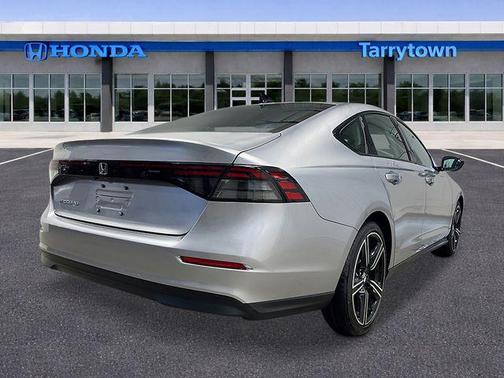 Solar Silver Metallic 2026 Honda Accord SE