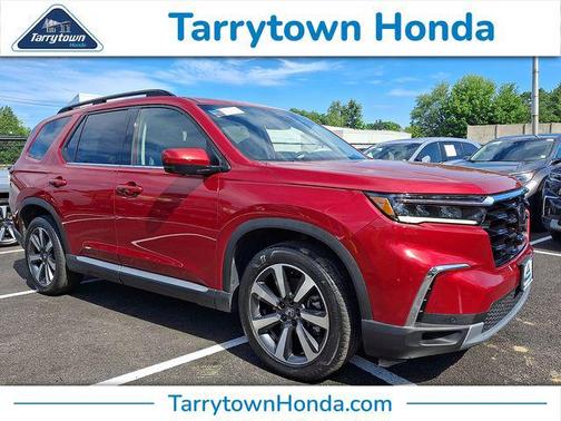 Radiant Red Metallic II 2023 Honda Pilot AWD Elite