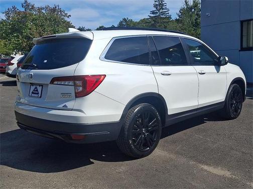 2022 Honda Pilot AWD Special Edition