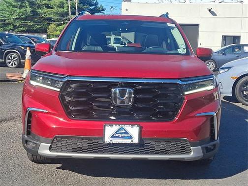 2023 Honda Pilot AWD Elite