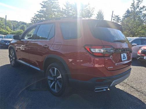 2023 Honda Pilot AWD Elite