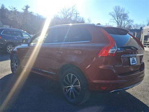 2015 Volvo XC60 T5 Platinum