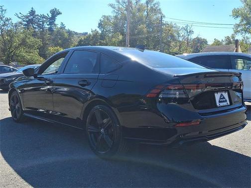 2023 Honda Accord Hybrid Base