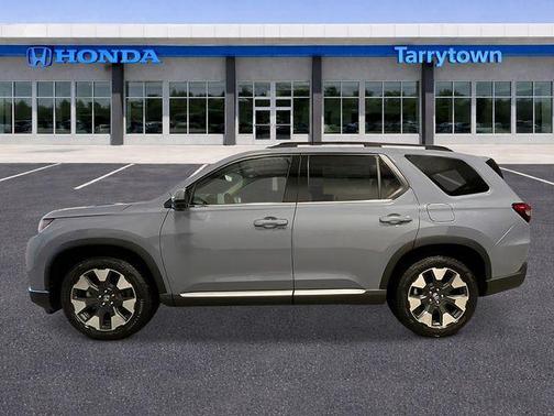 Sonic Gray Pearl 2026 Honda Pilot Touring 8-Passenger