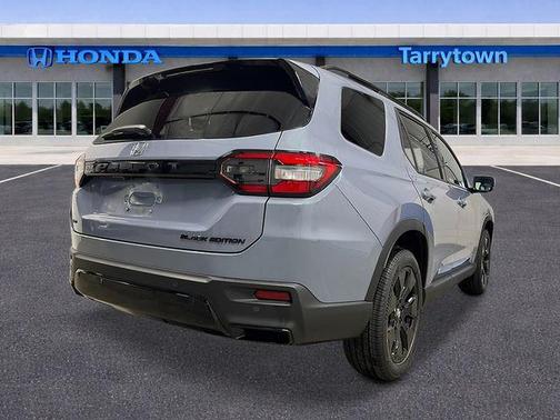 Sonic Gray Pearl 2026 Honda Pilot Black Edition