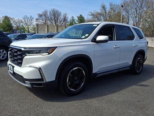 Platinum White Pearl 2025 Honda Pilot EX-L