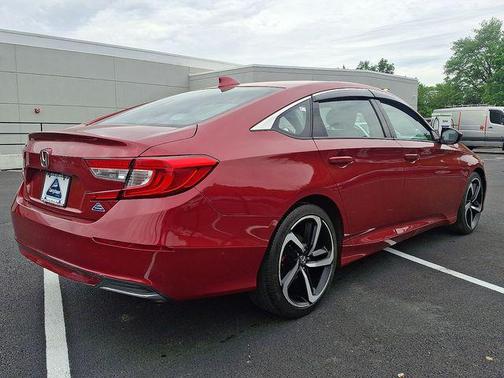 Radiant Red Metallic 2018 Honda Accord LX