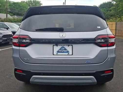 Modern Steel Metallic 2023 Honda Pilot AWD EX-L 8 Passenger