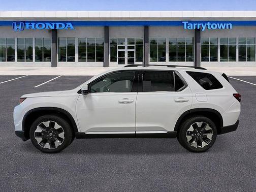 Platinum White Pearl 2026 Honda Pilot Elite