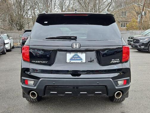 2023 Honda Passport AWD Elite