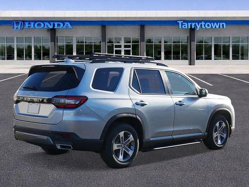 Solar Silver Metallic 2026 Honda Pilot EX-L