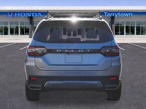 Solar Silver Metallic 2026 Honda Pilot EX-L
