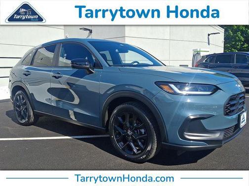 Nordic Forest Pearl 2024 Honda HR-V AWD Sport