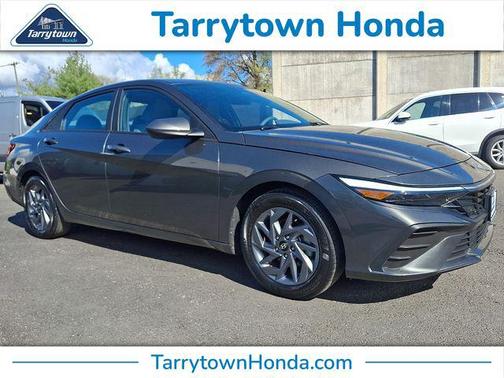 Amazon Gray 2024 Hyundai ELANTRA SEL