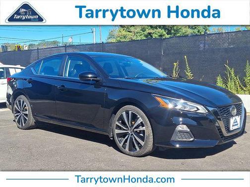 2022 Nissan Altima SR Intelligent AWD