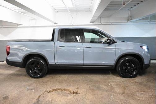 2022 Honda Ridgeline Black