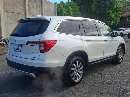 White Diamond Pearl 2019 Honda Pilot EX-L